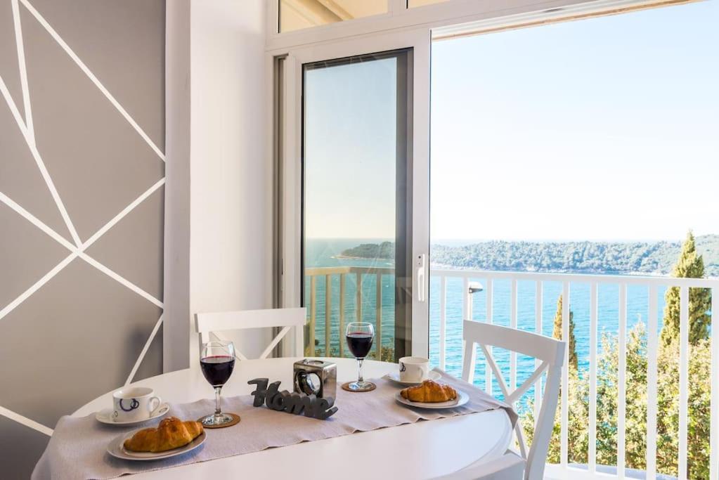Sea View Apartment 10 Minutes Walk From Old City Dubrovnik Kültér fotó