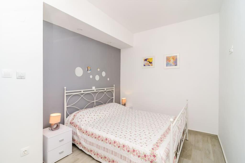 Sea View Apartment 10 Minutes Walk From Old City Dubrovnik Kültér fotó