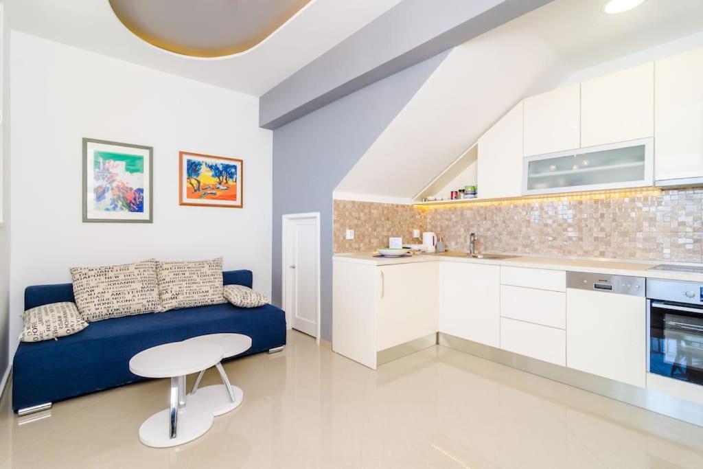 Sea View Apartment 10 Minutes Walk From Old City Dubrovnik Kültér fotó